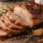 découvrez une recette simple et savoureuse de rouelle de porc caramélisée, parfaite pour un repas gourmand et facile à préparer.